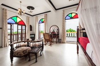 Tembo House Hotel