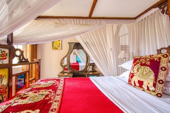 Tembo House Hotel