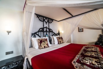 Tembo House Hotel