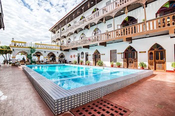 Tembo House Hotel