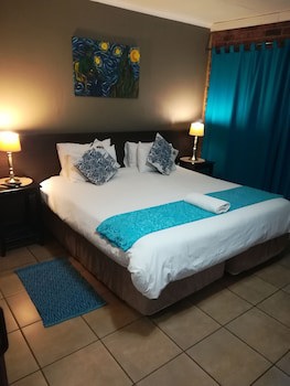 24 Onvrey Guest House
