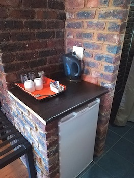 24 Onvrey Guest House