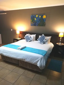 24 Onvrey Guest House