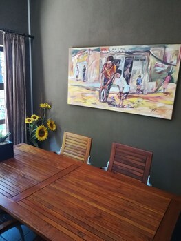 24 Onvrey Guest House