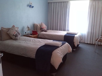 24 Onvrey Guest House