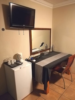 24 Onvrey Guest House