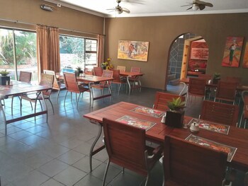 24 Onvrey Guest House