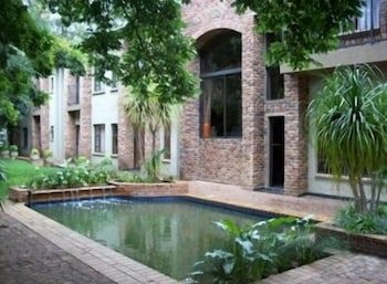 24 Onvrey Guest House