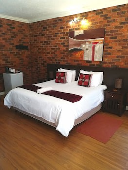 24 Onvrey Guest House
