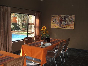 24 Onvrey Guest House