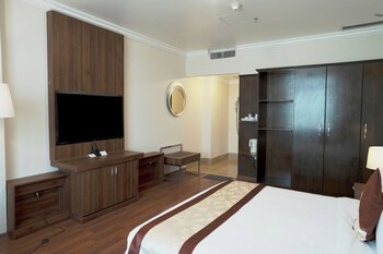 City Tower Hotel