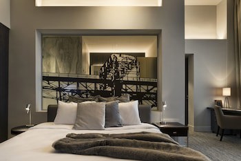 Terhills Hotel