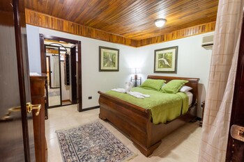 Casas Del Toro Monteverde