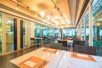 Citrus Sukhumvit 11 Bangkok By Compass Hospitality