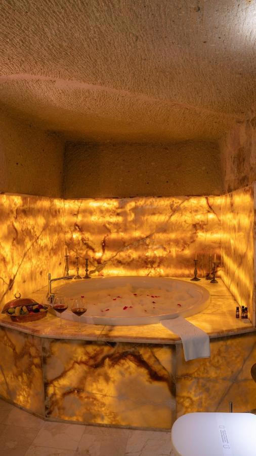 Elika Cave Suites Hotel & Spa