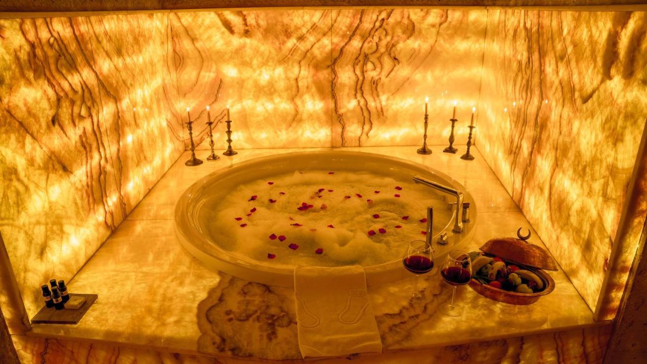 Elika Cave Suites Hotel & Spa