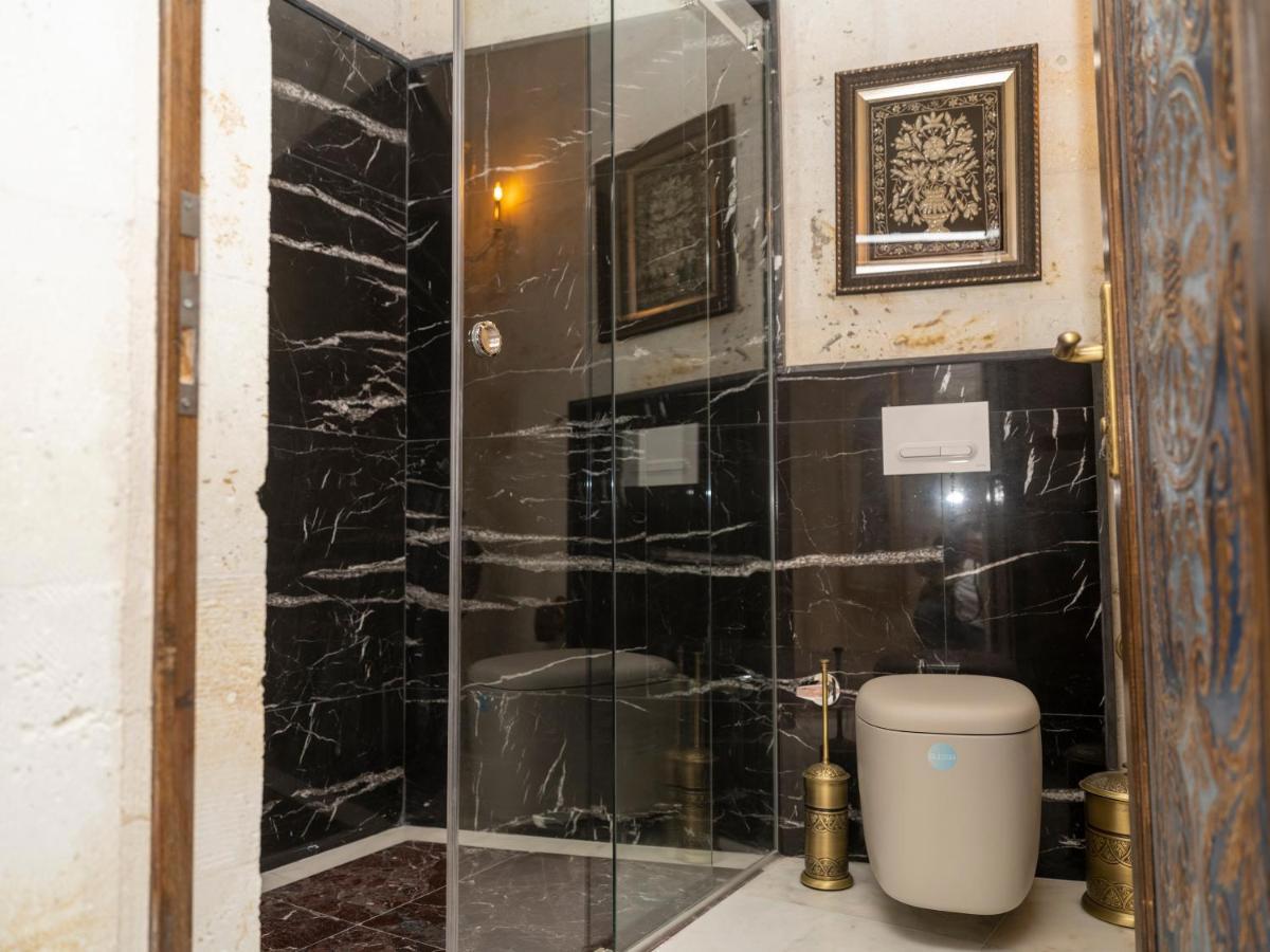 Elika Cave Suites Hotel & Spa