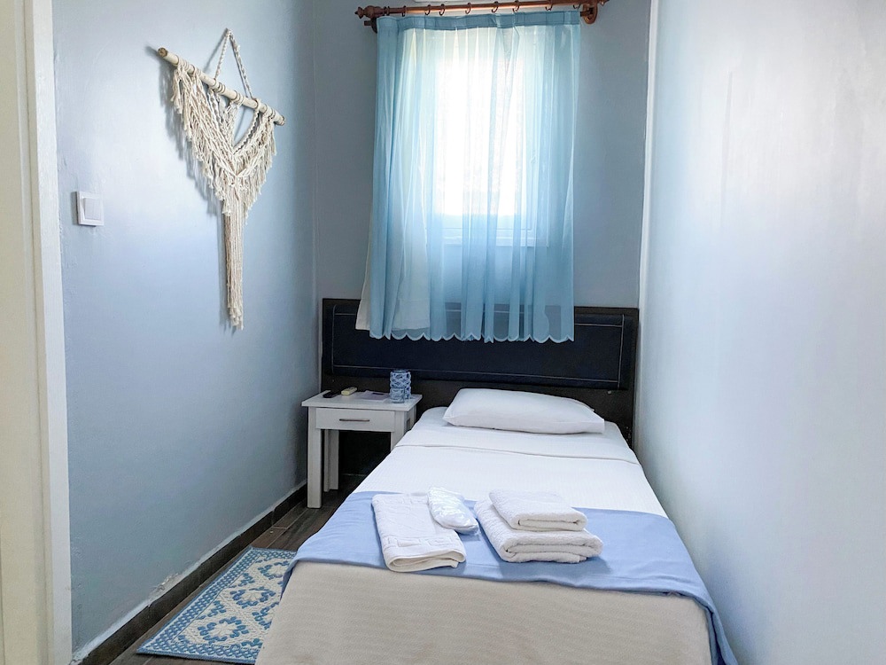 Lacivert Hotel galeri fotoğrafı