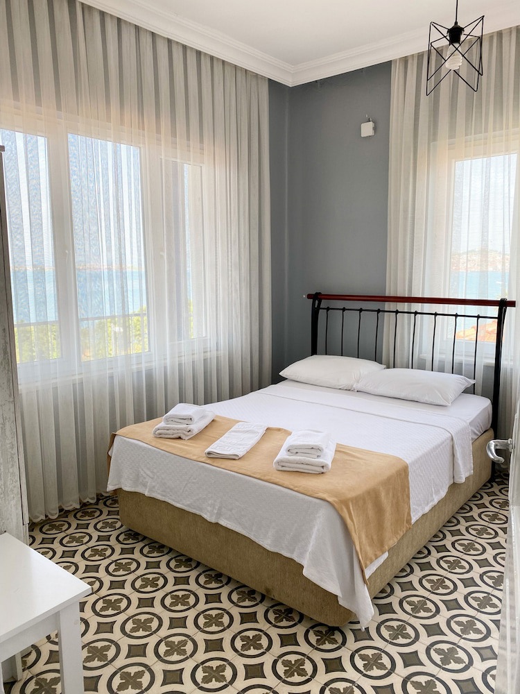 Lacivert Hotel galeri fotoğrafı