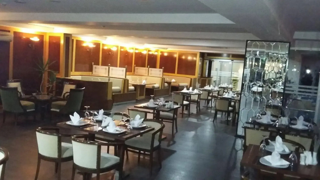 Adela Hotel galeri fotoğrafı