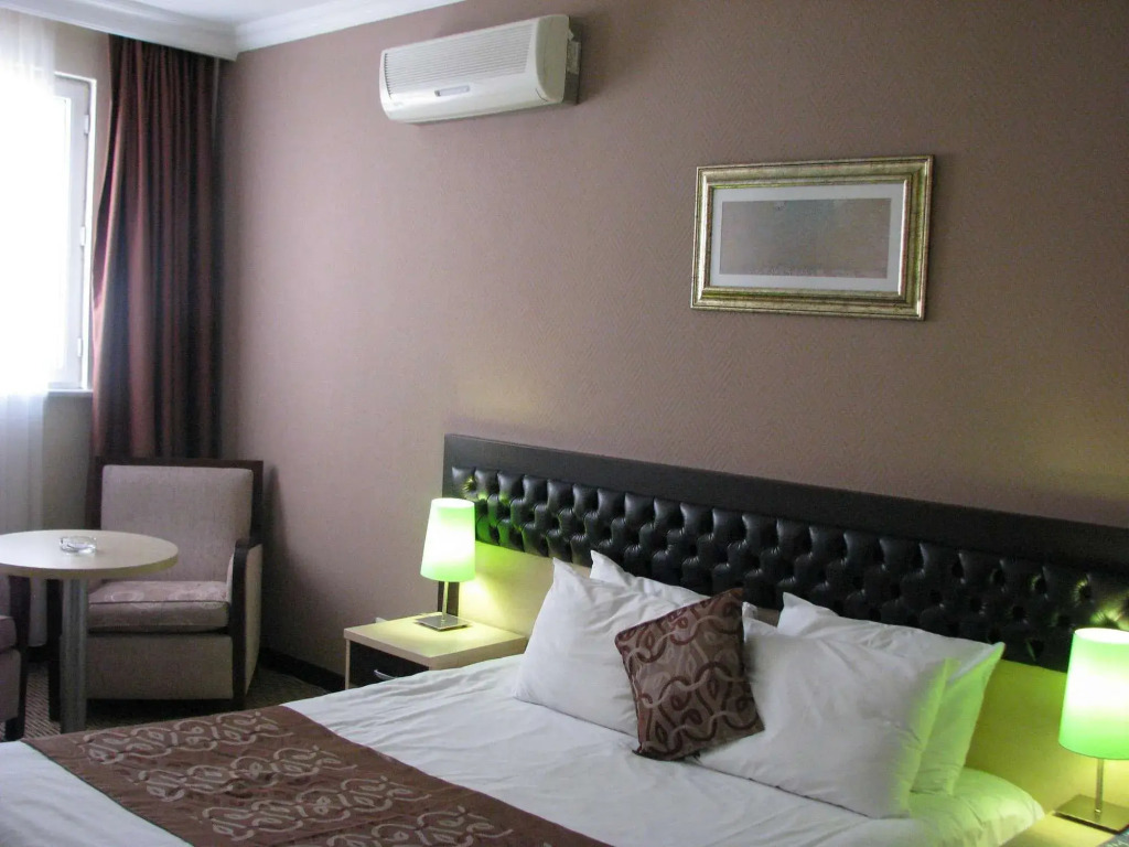 Adela Hotel galeri fotoğrafı