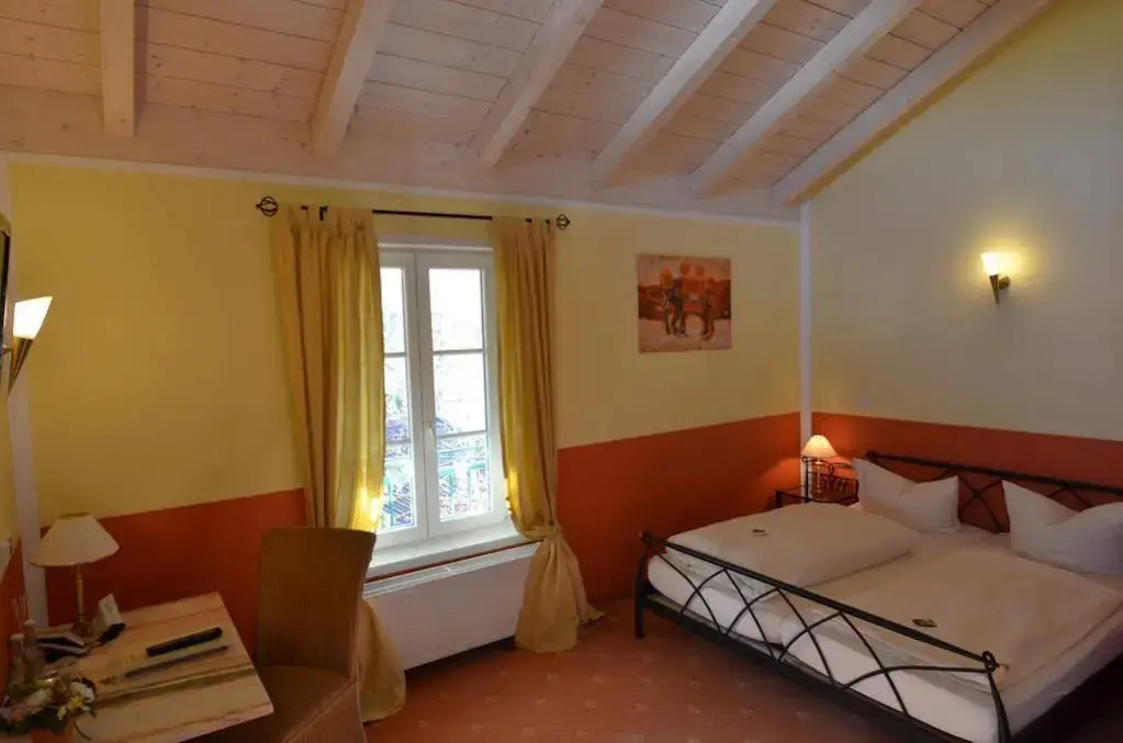 Landhaus Hotel Wolfratshausen galeri fotoğrafı