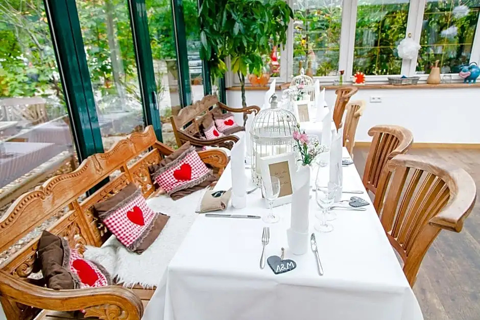 Landhaus Hotel Wolfratshausen galeri fotoğrafı