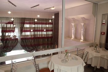 Malliott Eva Hotel galeri fotoğrafı