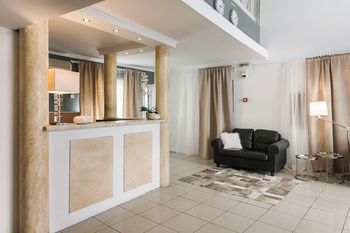 Malliott Eva Hotel galeri fotoğrafı