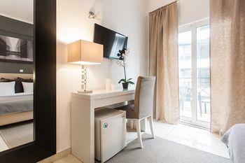 Malliott Eva Hotel galeri fotoğrafı