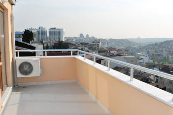 Overland Residence galeri fotoğrafı