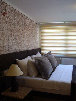 Maproom Boutique Hotel