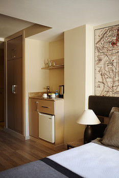 Maproom Boutique Hotel