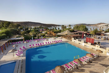Cesars Bodrum Suites & Boutique