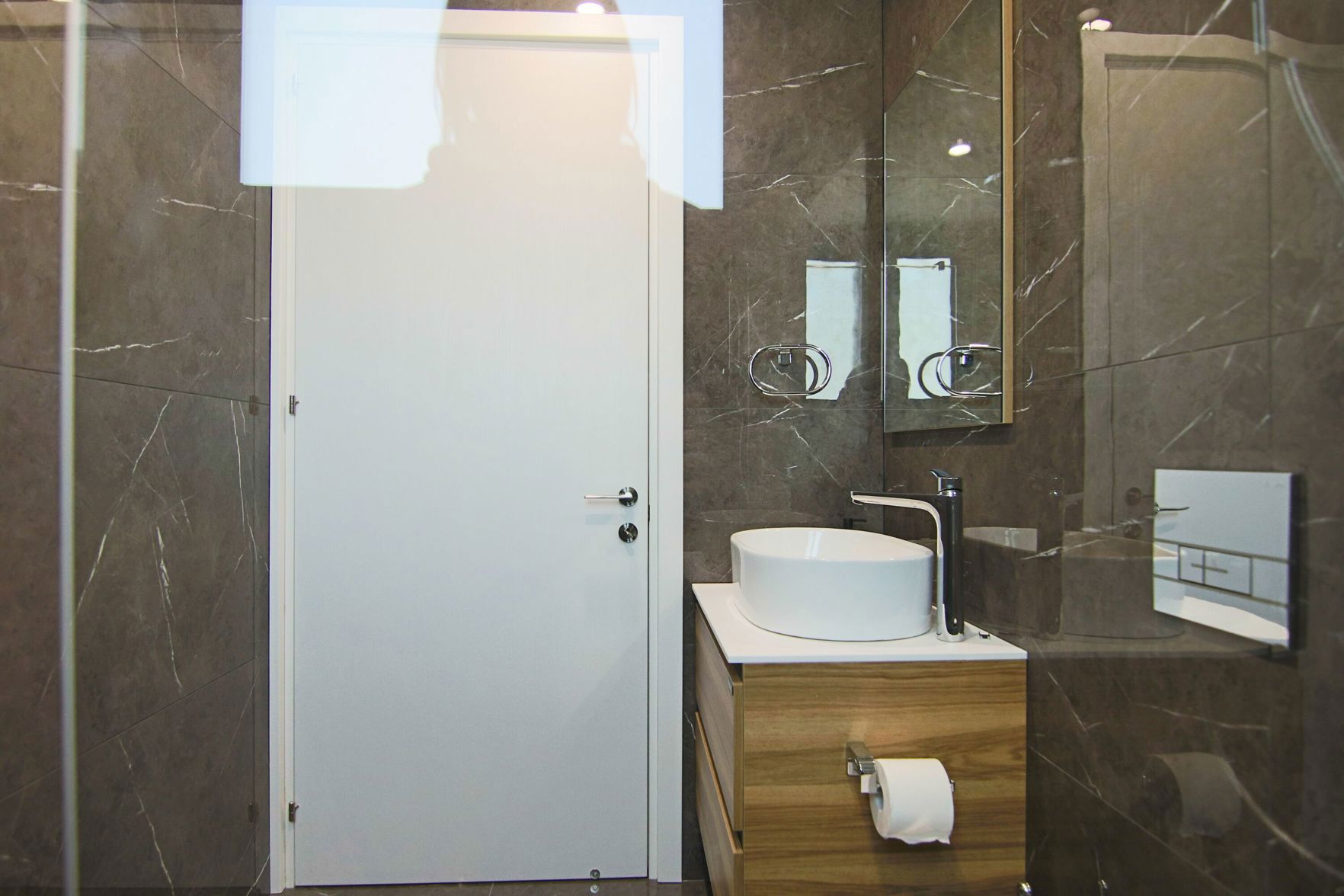 Phaedrus Living: City View Anna Residence 102