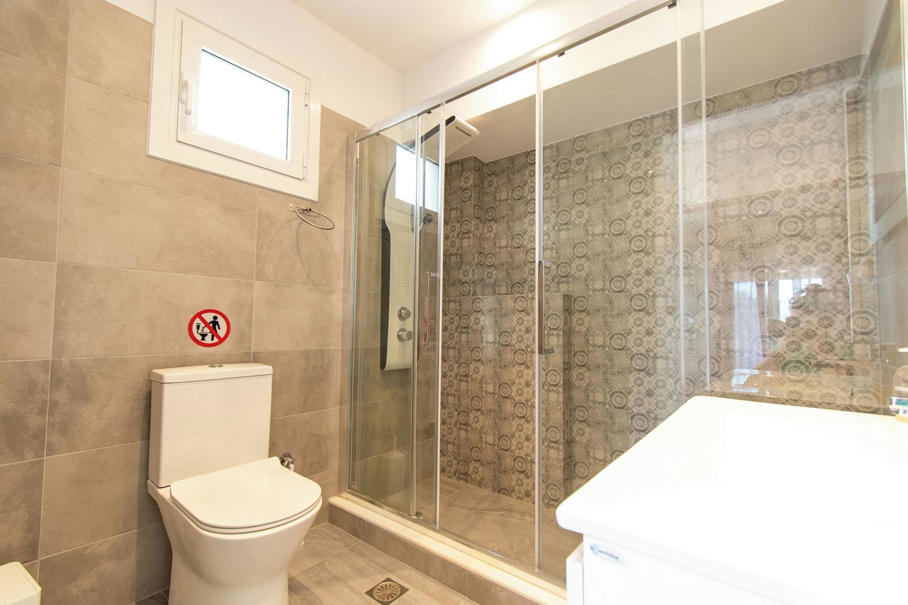 ATH Airport Suites Free Shuttle galeri fotoğrafı