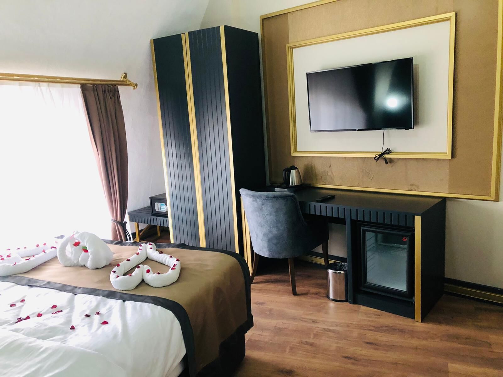 Crystal Snow Butik Hotel