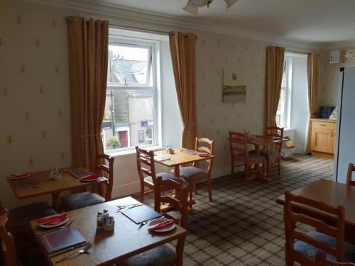 Commercial Hotel
