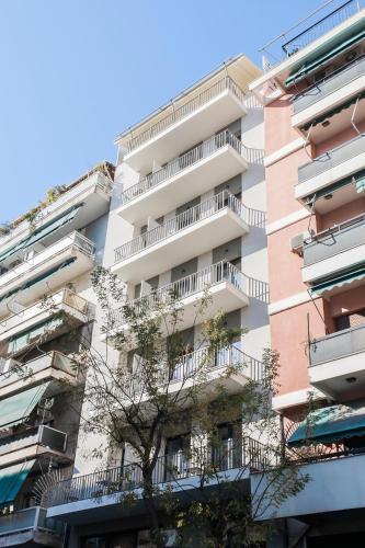 WYZ Piraeus galeri fotoğrafı
