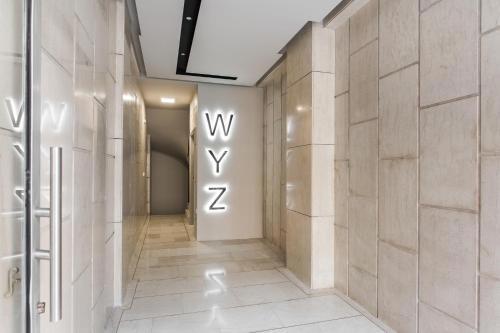WYZ Piraeus galeri fotoğrafı