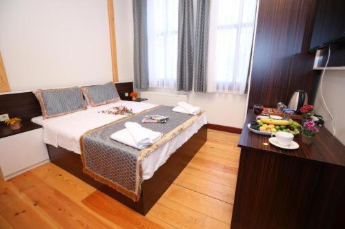 Grand Almira Hotel fotoğrafı