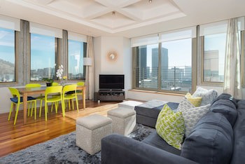 Cartwrights Corner 1506