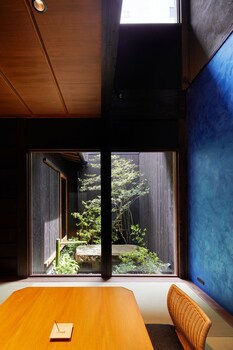 Yadoru Kyoto Hanare Mizunoe No Yado