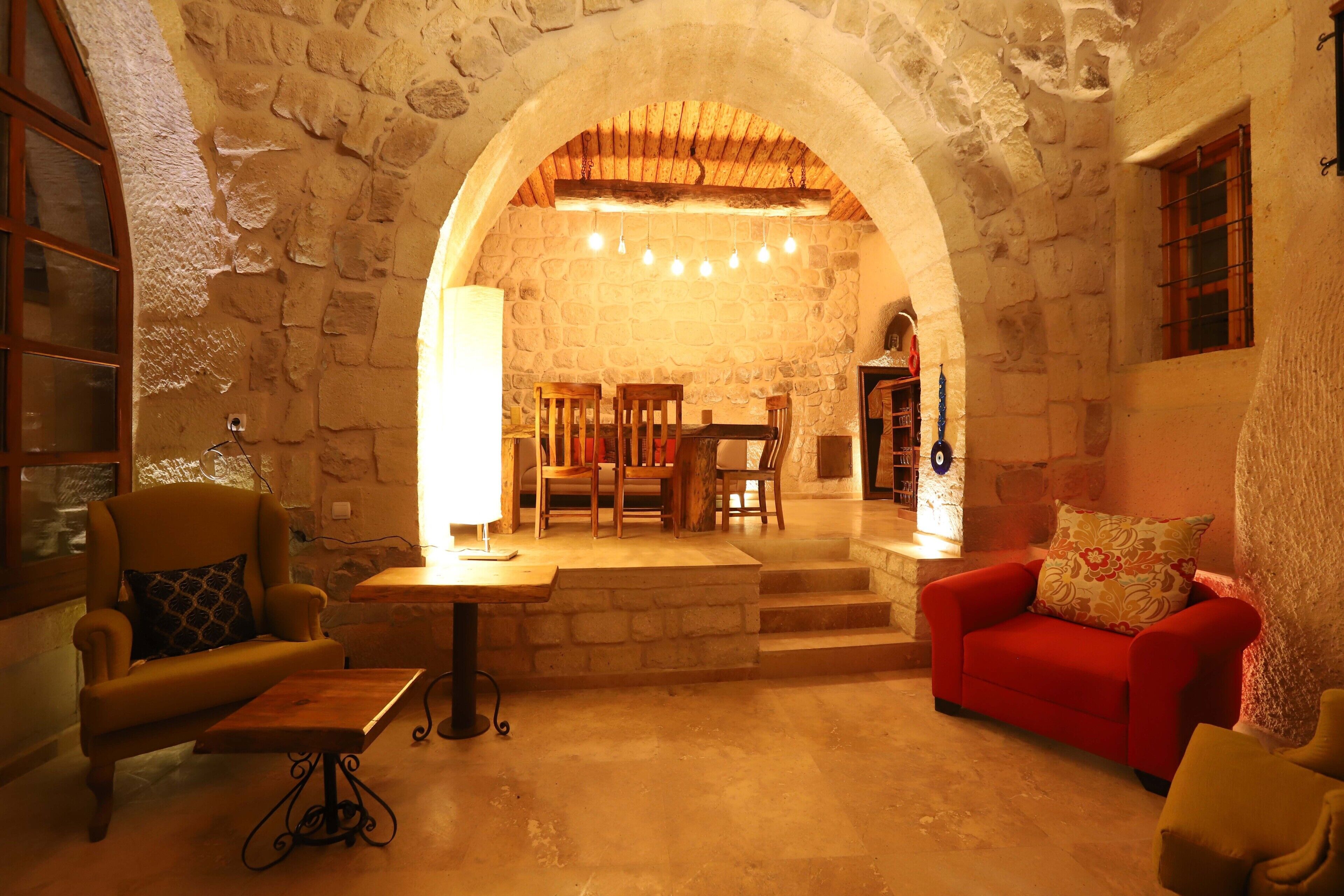 Tabal Cave Hotel