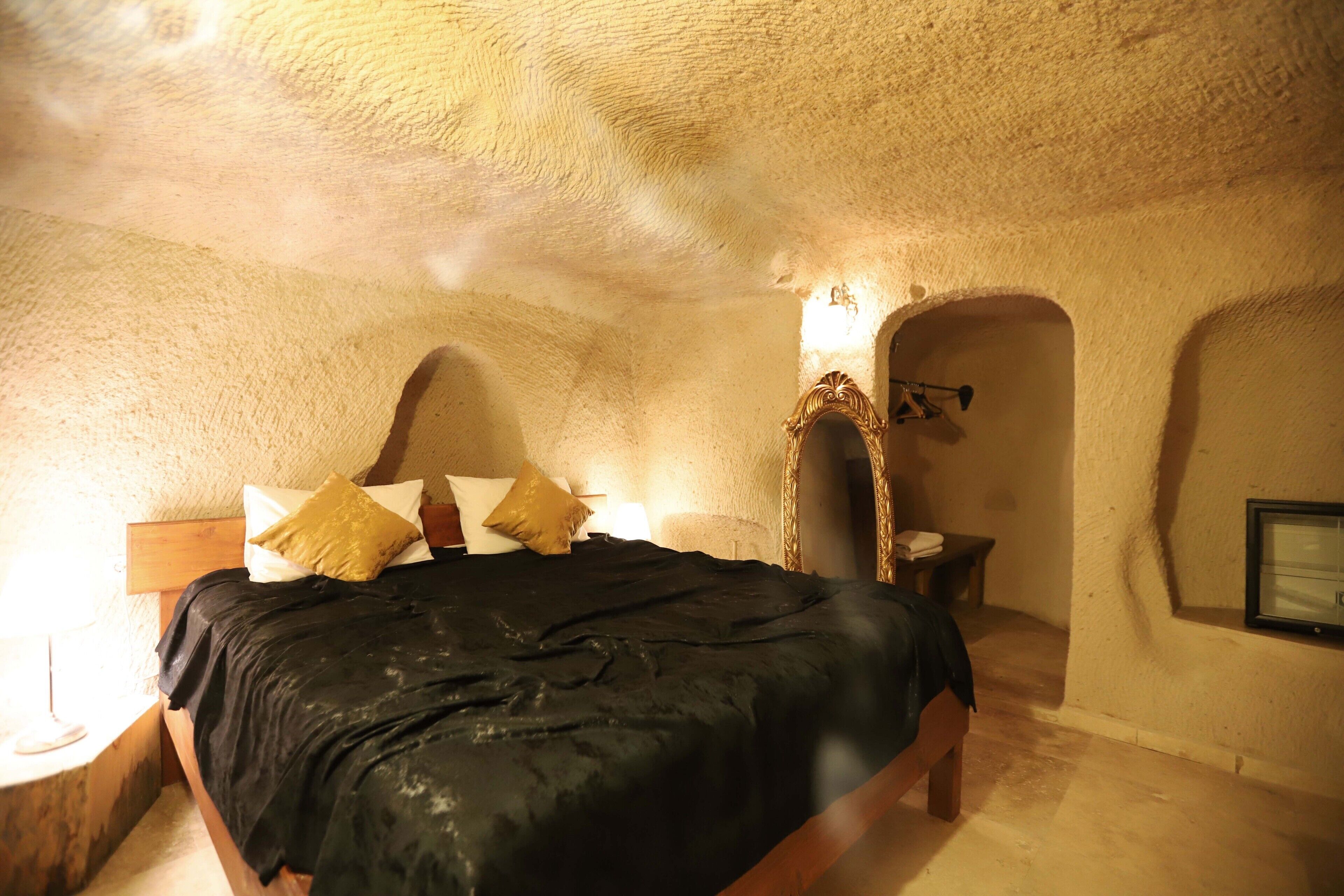 Tabal Cave Hotel