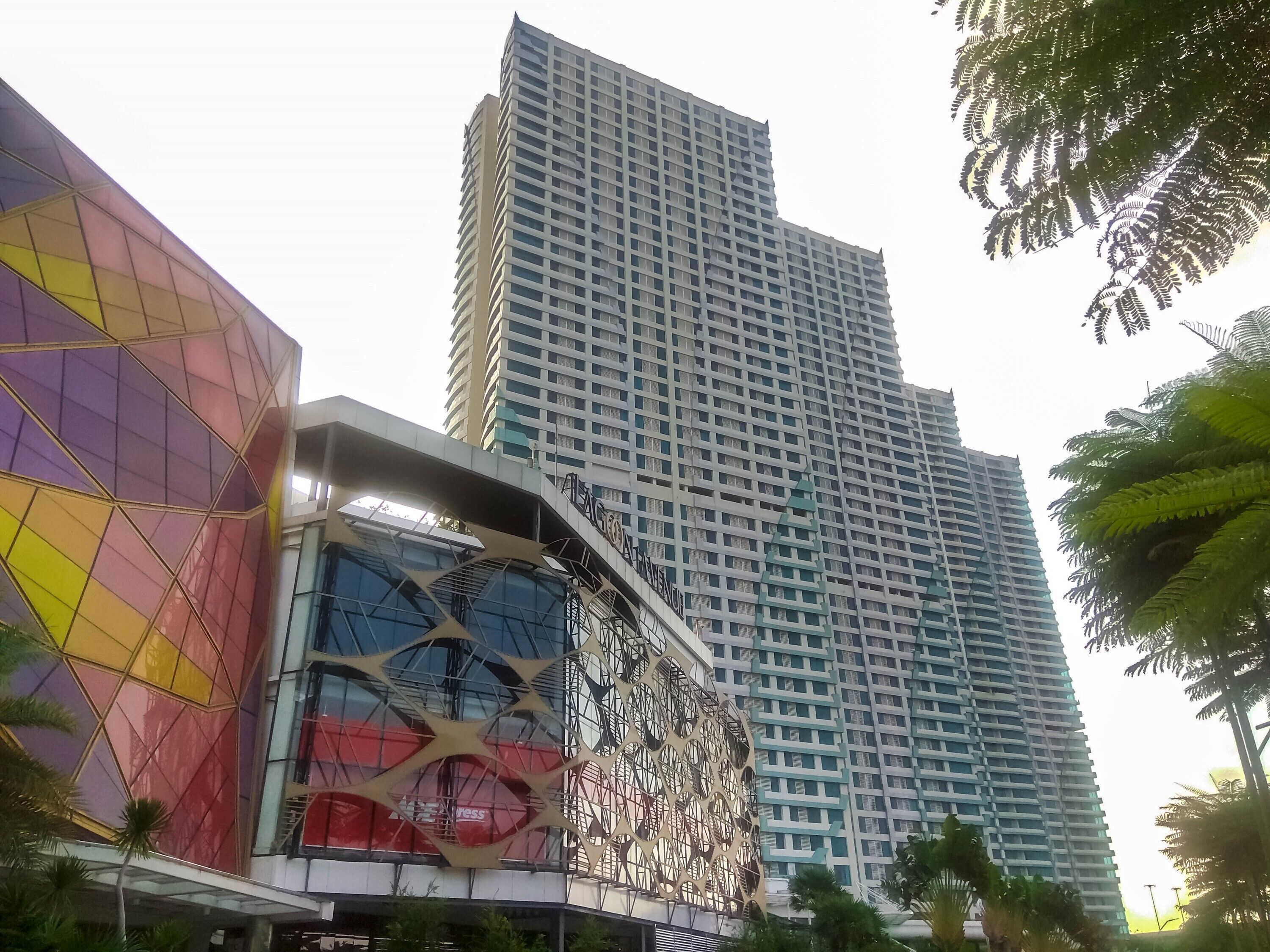 Best Location Studio Apartment @ Grand Kamala Lagoon