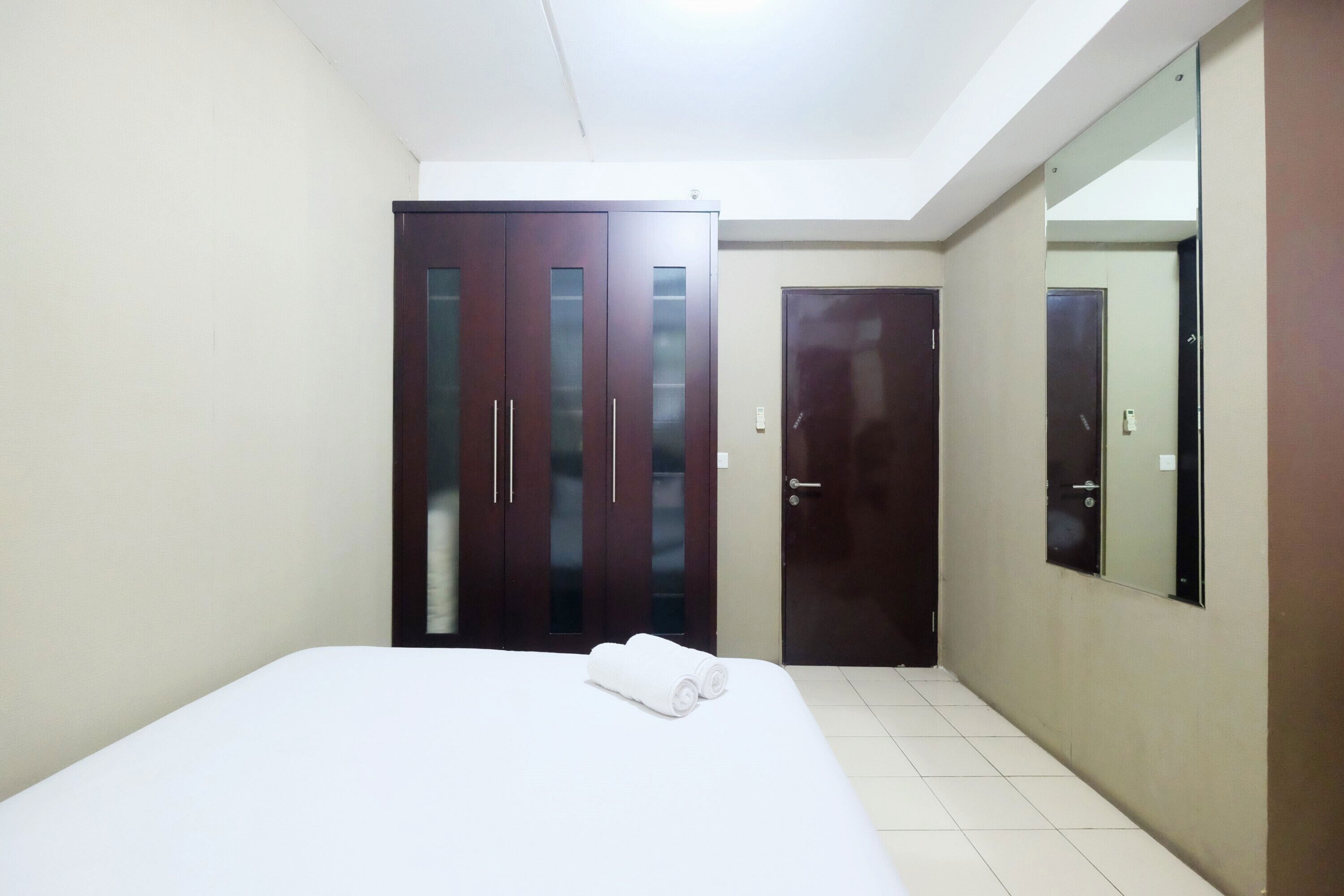 Elegant And Spacious 2Br Metropark Condominium Jababeka Apartment