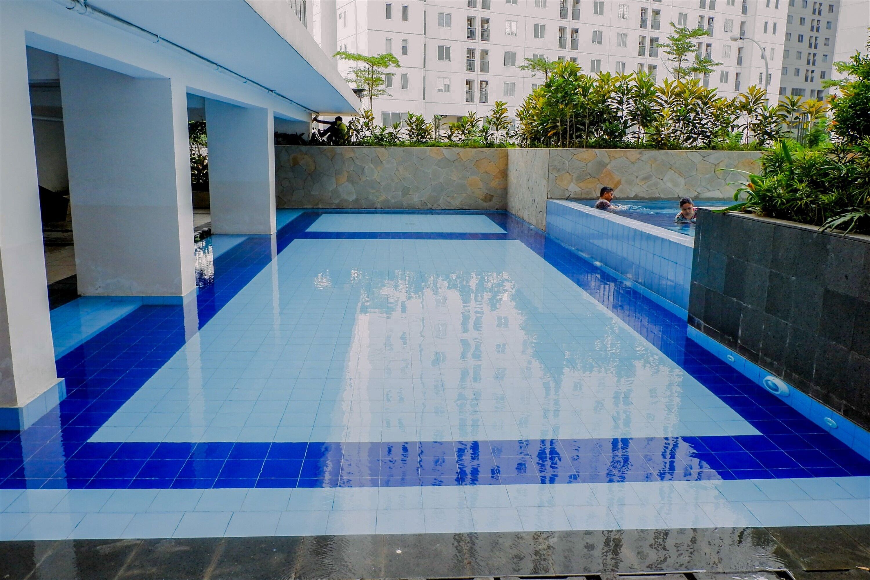 Cozy Living 2Br Apartment At Bassura City Near Mall