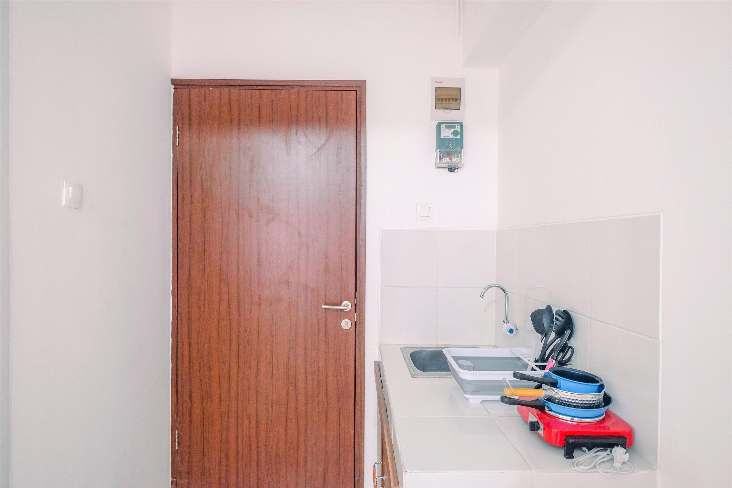 Beautiful Studio At Gunung Putri Square Apartment
