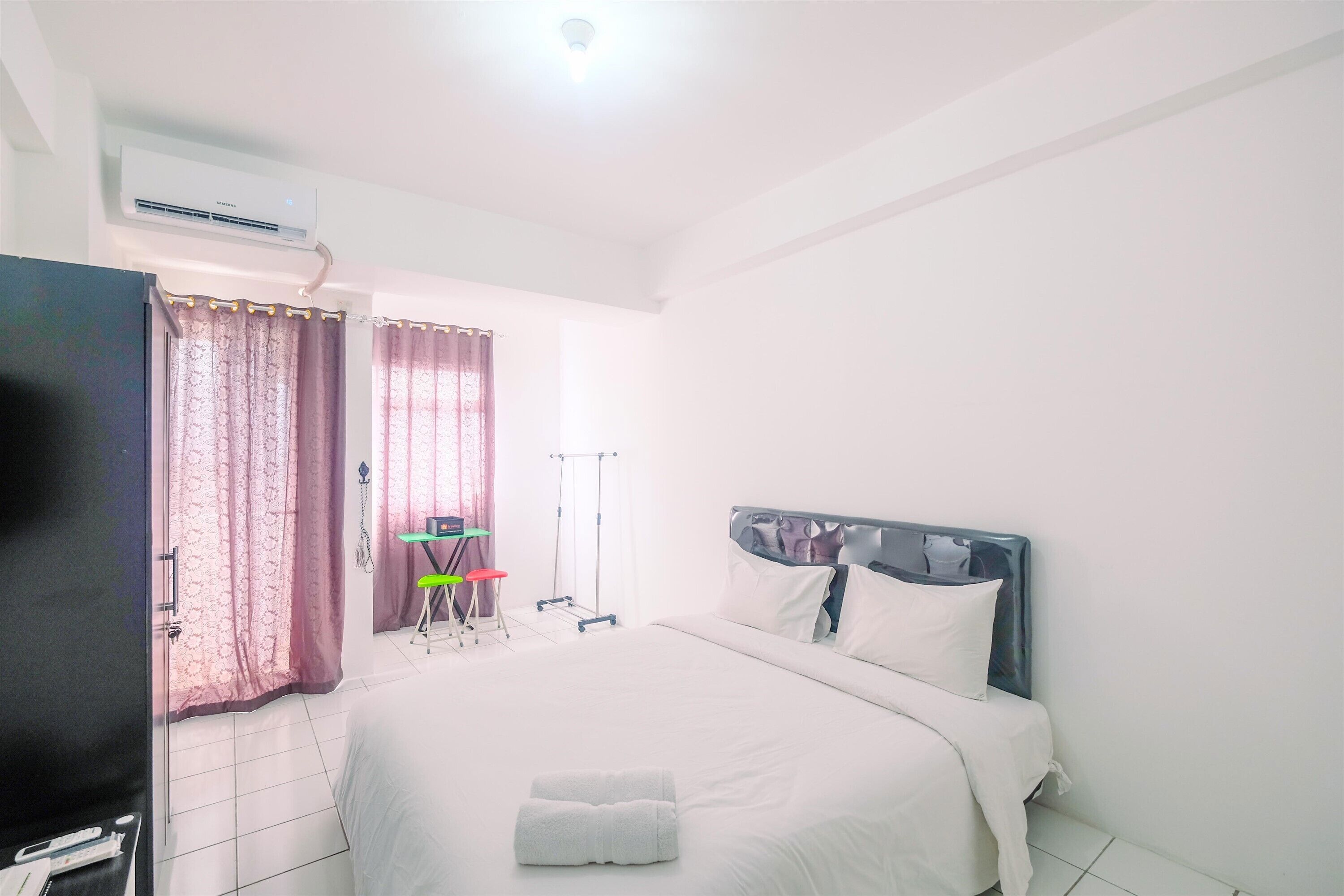 Beautiful Studio At Gunung Putri Square Apartment